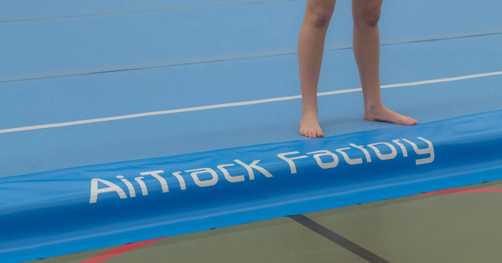 AirTrack Factory Banner