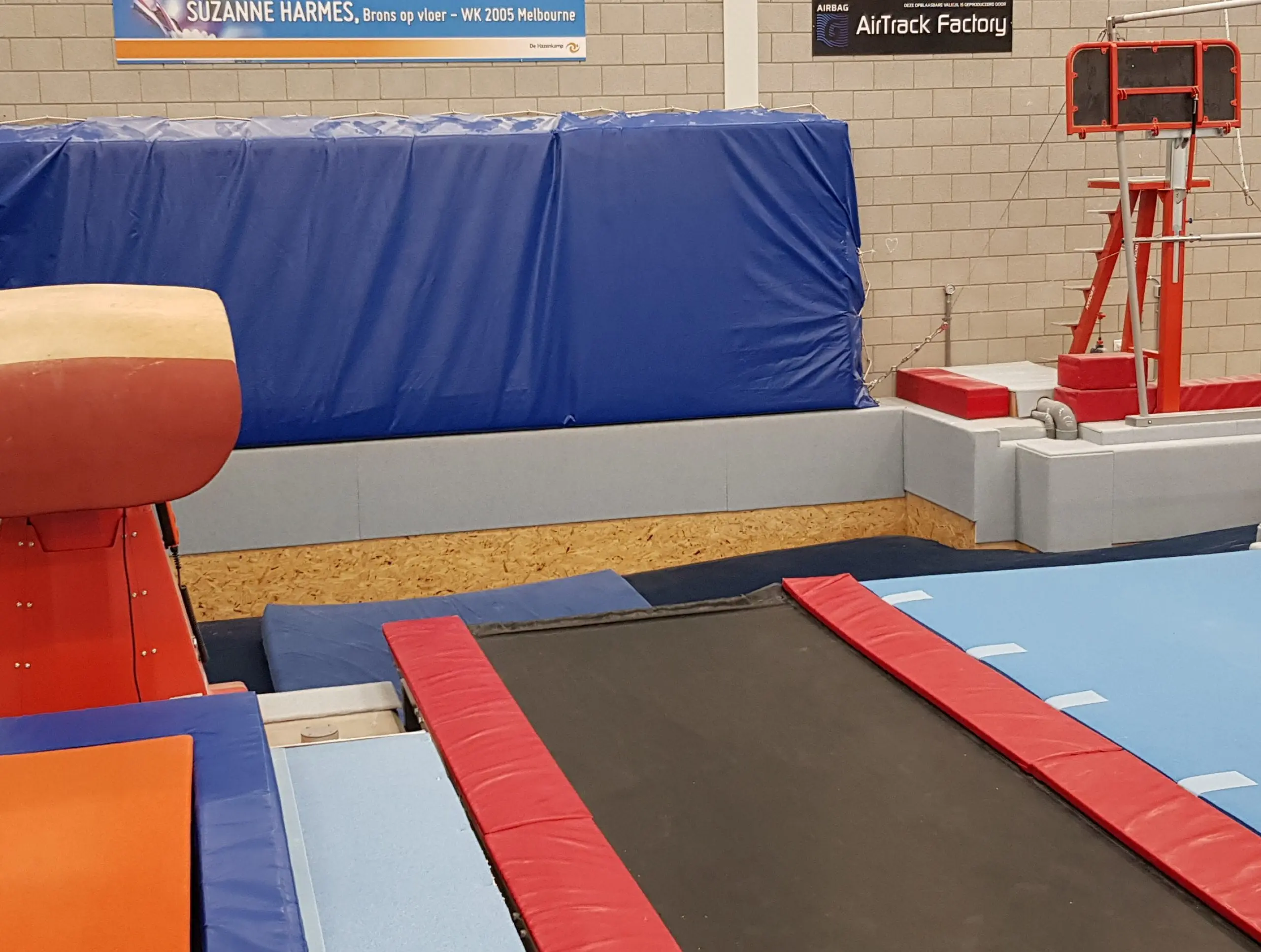 Airbag-airtrackfactory-sportqube