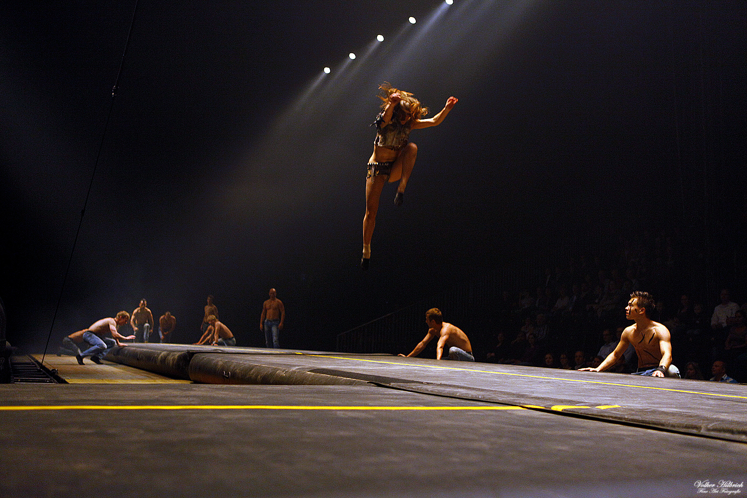 AirTrack Circus Cirque