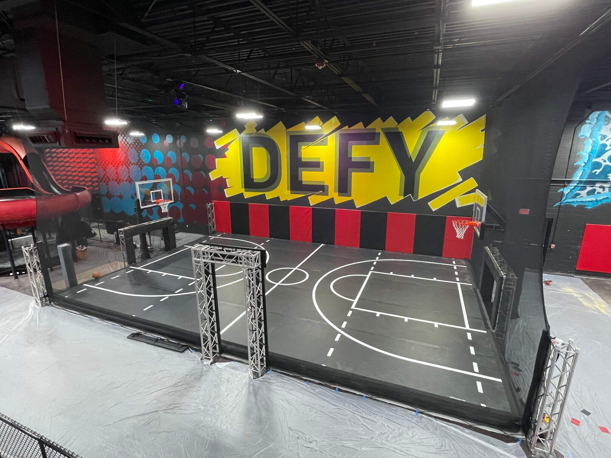 trampoline-basketball-court
